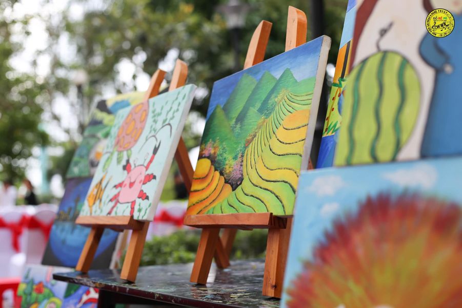 Huế Art Camp  Vẽ tranh thư giãn tại Huế  Hue